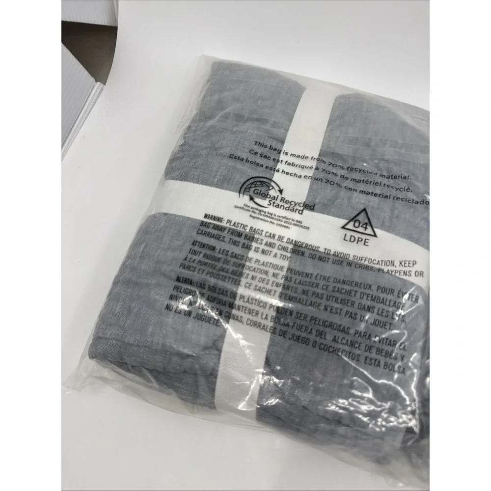 Pottery Barn Chambray Standard Quilted Belgian Flax Linen Set Of 2 Shams New
